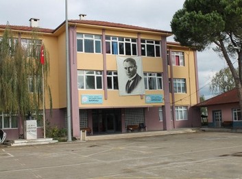 Sakarya-Kaynarca-Hacı Osman Akgün Ortaokulu fotoğrafı