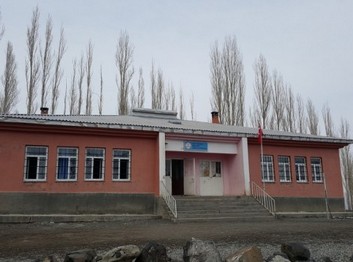 Kars-Kağızman-Kozlu Ortaokulu fotoğrafı