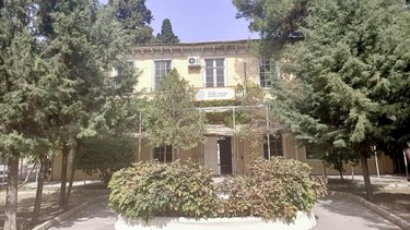 İzmir-Buca-Mehmet Akif İnan Anadolu Lisesi fotoğrafı