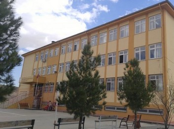 Şanlıurfa-Birecik-Yusuf İzzettin ve Sadettin Bilgin Kız Anadolu Lisesi fotoğrafı