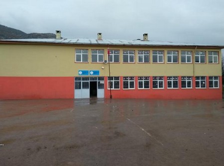 Siirt-Baykan-Yarımca Şehit Jandarma Er Cihan Gülmez Ortaokulu fotoğrafı