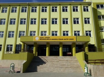 Adana-Yüreğir-Nizamülmülk Anadolu İmam Hatip Lisesi fotoğrafı