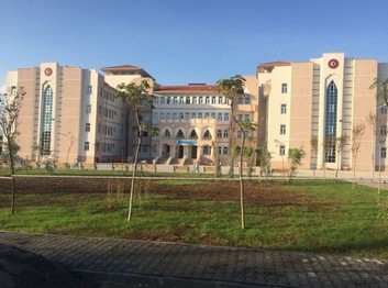 Mersin-Akdeniz-Ertuğrul Gazi Ortaokulu fotoğrafı