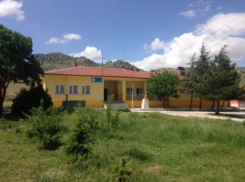 Afyonkarahisar-Merkez-Kışlacık Ortaokulu fotoğrafı