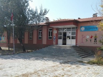 Konya-Çumra-Üçhüyük İlkokulu fotoğrafı