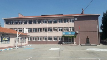 Manisa-Salihli-Taytan Şehit Özgür Yatakdere Ortaokulu fotoğrafı