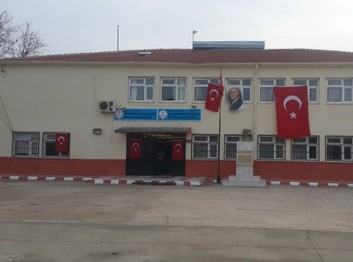 Manisa-Ahmetli-Şehit Jandarma Astsubay Başçavuş Halit Zilani Çelik İlkokulu fotoğrafı