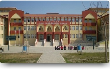 Manisa-Yunusemre-TOKİ Ortaokulu fotoğrafı