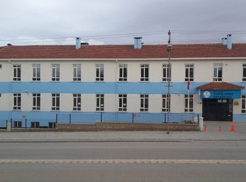 Konya-Hüyük-Yunus Emre Ortaokulu fotoğrafı