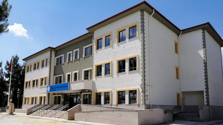 Burdur-Merkez-Düğer Şehit Polis Mustafa Kılıç Ortaokulu fotoğrafı