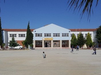 İzmir-Seferihisar-Uluslararası Seferihisar İMKB Anadolu İmam Hatip Lisesi fotoğrafı