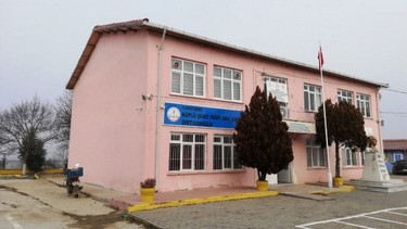 Edirne-Meriç-Küplü Şehit Öğretmen Zeki Savruk Ortaokulu fotoğrafı
