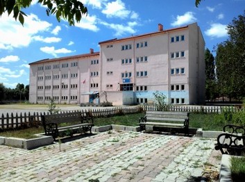 Çankırı-Çerkeş-Çerkeş Atatürk İlkokulu fotoğrafı
