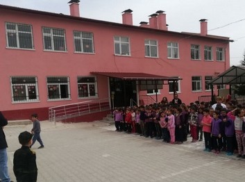 Niğde-Ulukışla-İnkılap İlkokulu fotoğrafı