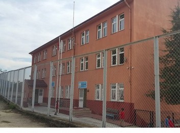 Trabzon-Ortahisar-Gölçayır İlkokulu fotoğrafı