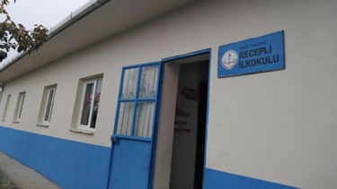 Manisa-Yunusemre-Recepli İlkokulu fotoğrafı