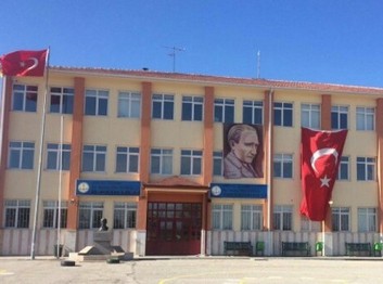 Ankara-Gölbaşı-Dr.Ahmet-Filiz Göğüş Ortaokulu fotoğrafı