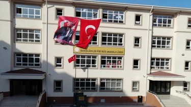 İstanbul-Bahçelievler-Piri Reis Anadolu Lisesi fotoğrafı