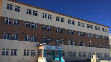 Hakkari-Yüksekova-Kısıklı Köyü Abdulkadir Alkan ortaokulu fotoğrafı
