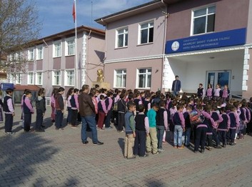 Tokat-Almus-Akarçay Şehit Turan Yıldız Yatılı Bölge Ortaokulu fotoğrafı
