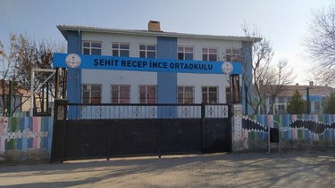 Aksaray-Merkez-Şehit Recep İnce Ortaokulu fotoğrafı