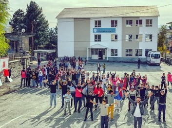 Bitlis-Merkez-Kurtuluş Özgür Kaya Taşdelen Ortaokulu fotoğrafı