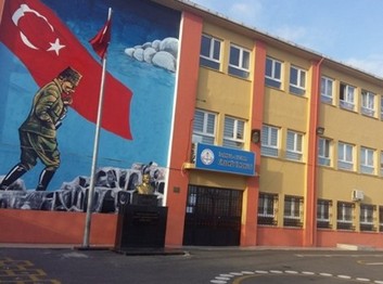 İstanbul-Avcılar-Firuzköy İlkokulu fotoğrafı