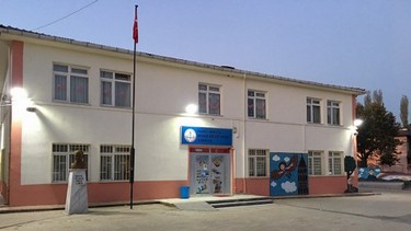 Yalova-Armutlu-Armutlu Avukat Necati Toker İlkokulu fotoğrafı