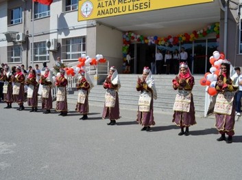 İzmir-Bornova-Bornova Altay Mesleki ve Teknik Anadolu Lisesi fotoğrafı