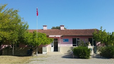 Antalya-Kemer-Ulupınar Çıralı İlkokulu fotoğrafı