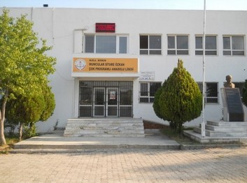 Muğla-Bodrum-Mumcular Sitare Özkan Çok Programlı Anadolu Lisesi fotoğrafı