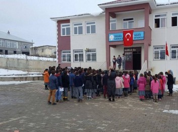 Muş-Malazgirt-Yaramış Ortaokulu fotoğrafı