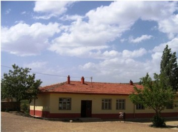 Isparta-Şarkıkaraağaç-Köprü Ortaokulu fotoğrafı