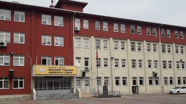 İstanbul-Esenler-İbrahim Turhan Anadolu Lisesi fotoğrafı