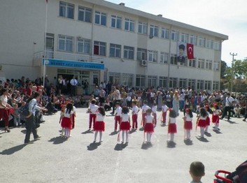 Manisa-Turgutlu-Mehmet Akif Ersoy Ortaokulu fotoğrafı
