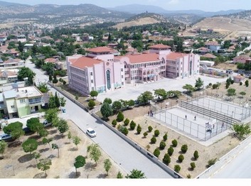 Denizli-Pamukkale-Irlıganlı Şehit Piyade Onbaşı Bayram Güzel Ortaokulu fotoğrafı