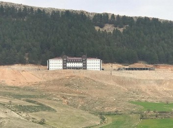 Adıyaman-Merkez-Adıyaman Perre Mesleki ve Teknik Anadolu Lisesi fotoğrafı