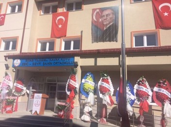 Sivas-Yıldızeli-Zeki Seyfi Şahin Ortaokulu fotoğrafı