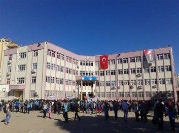 Antalya-Muratpaşa-Vali Saim Çotur Ortaokulu fotoğrafı