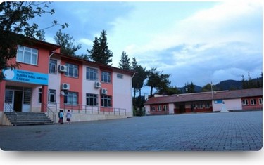 Muğla-Fethiye-Eldirek İsmail Sarıkaya Ortaokulu fotoğrafı