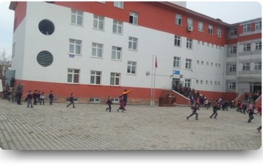 Bingöl-Merkez-Borsa İstanbul Sarayiçi İlkokulu fotoğrafı