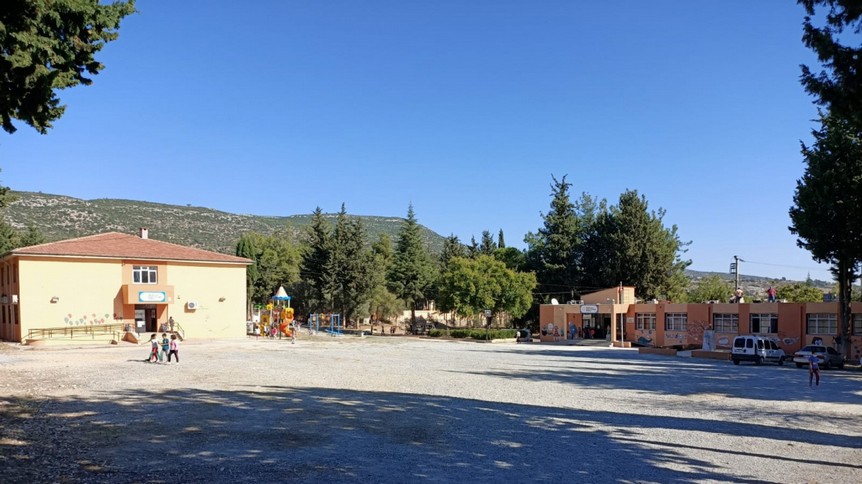 Mersin-Tarsus-Damlama Şehit Mehmet Akif Sönmez Ortaokulu fotoğrafı