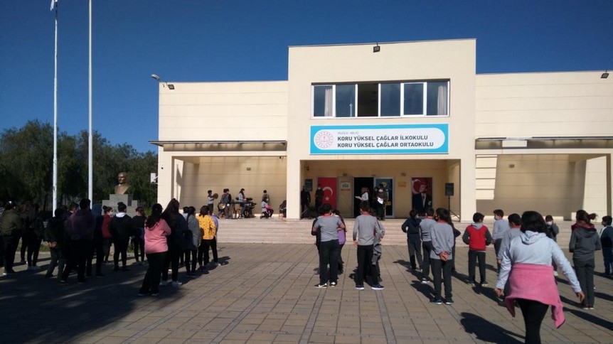 Muğla-Milas-Koru Yüksel Çağlar Ortaokulu fotoğrafı