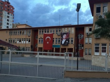 Adana-Çukurova-Şehit Enver Buğur Ortaokulu fotoğrafı