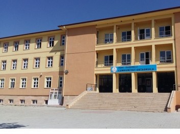 Uşak-Karahallı-Cumhuriyet Ortaokulu fotoğrafı
