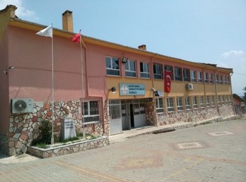 Balıkesir-Dursunbey-Sabahattin Göndür İlkokulu fotoğrafı