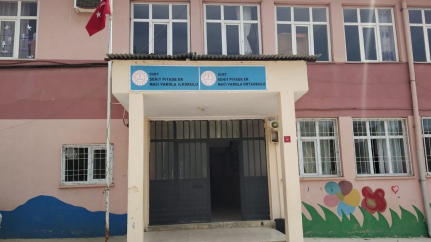 Siirt-Merkez-Şehit Er Naci Varola Ortaokulu fotoğrafı