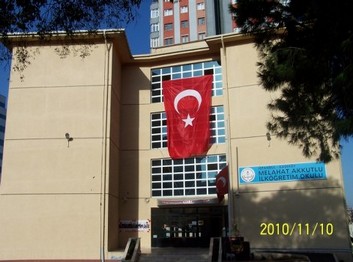 İstanbul-Kadıköy-Melahat Akkutlu Ortaokulu fotoğrafı