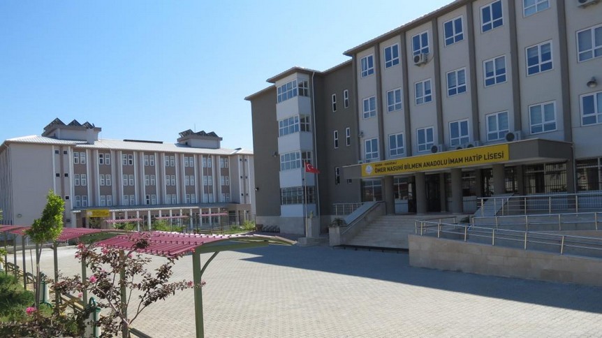 Adana-Karaisalı-Ömer Nasuhi Bilmen Anadolu İmam Hatip Lisesi fotoğrafı