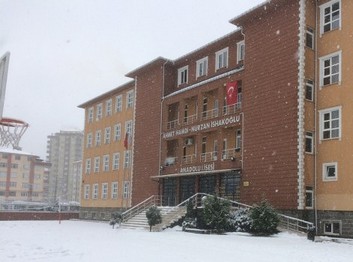 Rize-Çayeli-Ahmet Hamdi-Nurzan İshakoğlu Anadolu Lisesi fotoğrafı